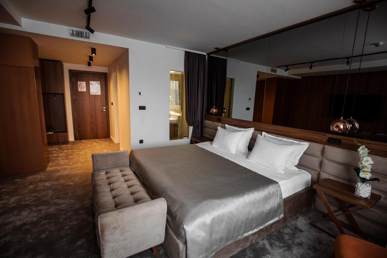 New City Hotel & Restaurant Ni المظهر الخارجي الصورة
