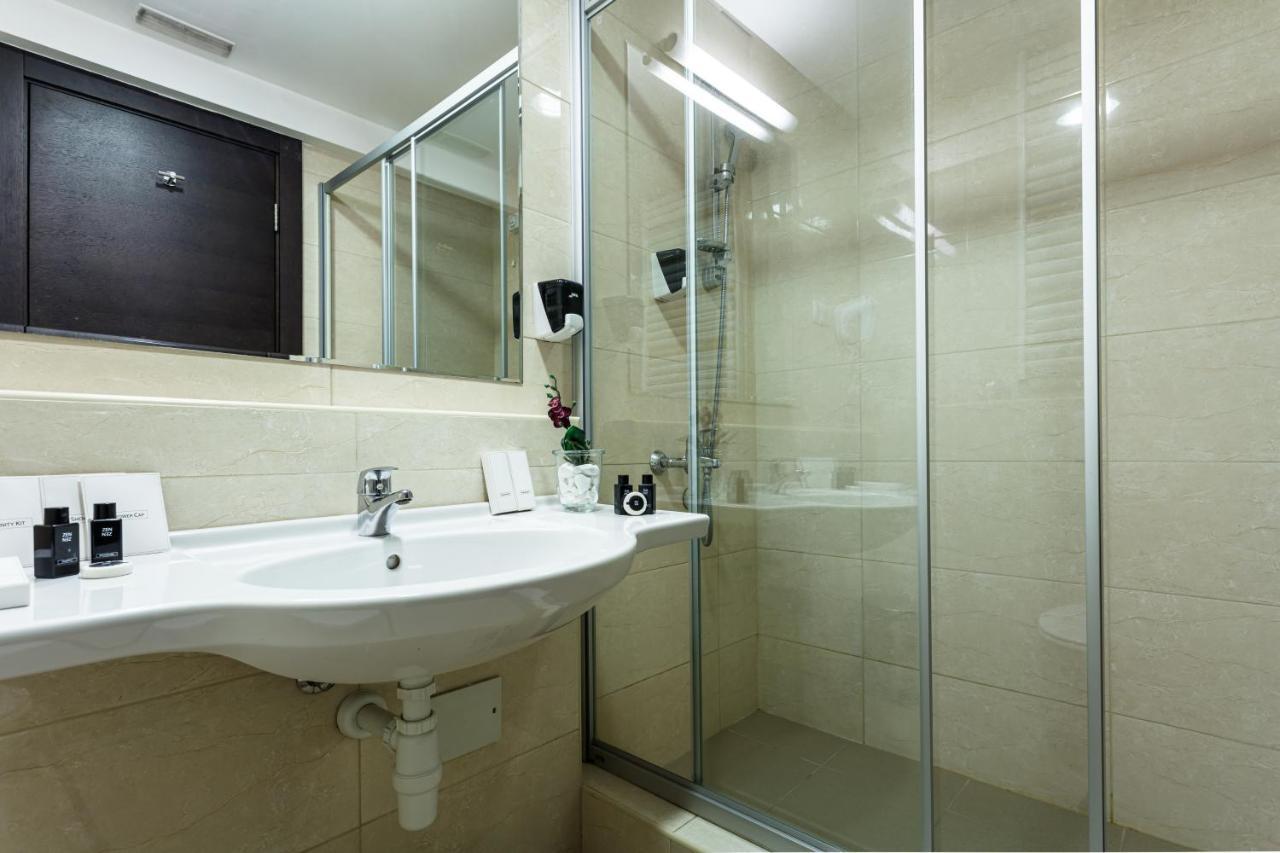 New City Hotel & Restaurant Ni المظهر الخارجي الصورة