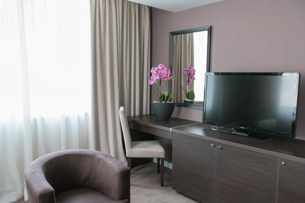 New City Hotel & Restaurant Ni المظهر الخارجي الصورة