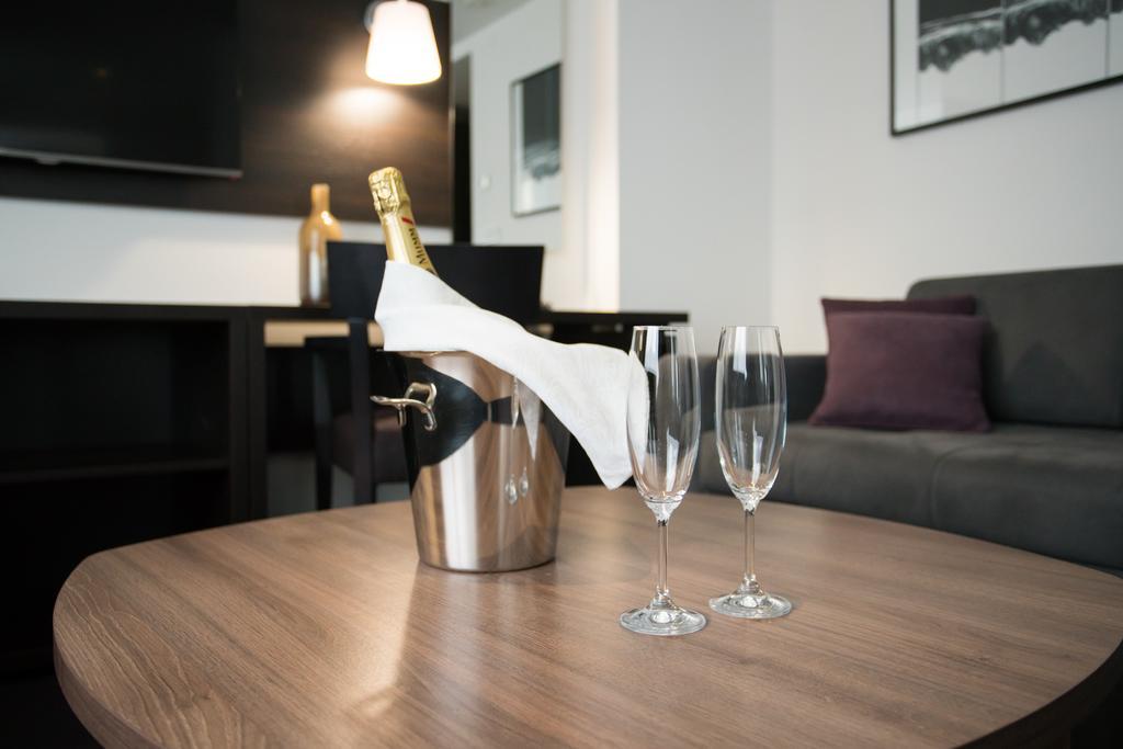 New City Hotel & Restaurant Ni المظهر الخارجي الصورة