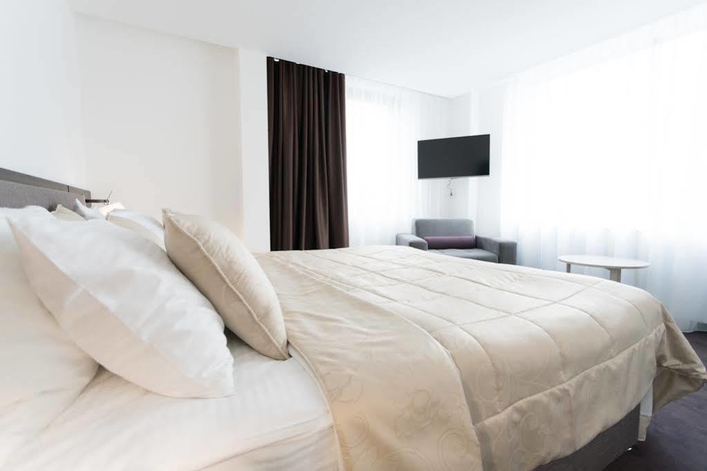 New City Hotel & Restaurant Ni المظهر الخارجي الصورة