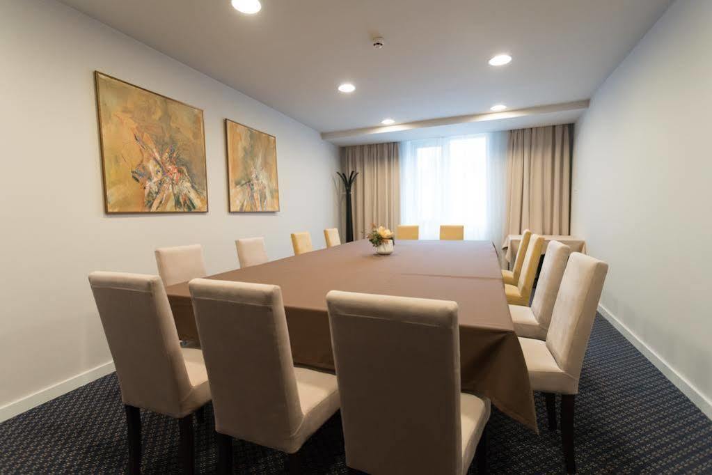 New City Hotel & Restaurant Ni المظهر الخارجي الصورة