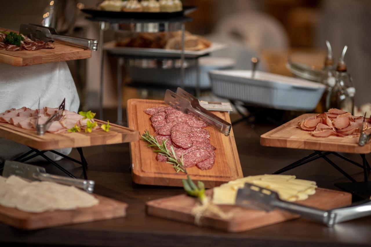 New City Hotel & Restaurant Ni المظهر الخارجي الصورة