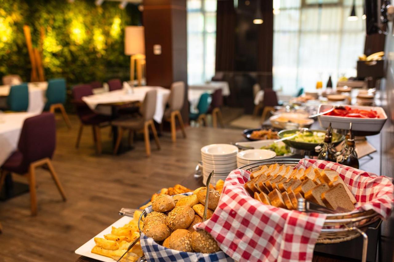 New City Hotel & Restaurant Ni المظهر الخارجي الصورة